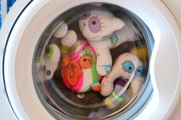 Can I use the Washing Machine if I have to Wash the Polyamide?